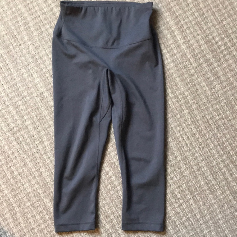 Uniqlo cropped leggings